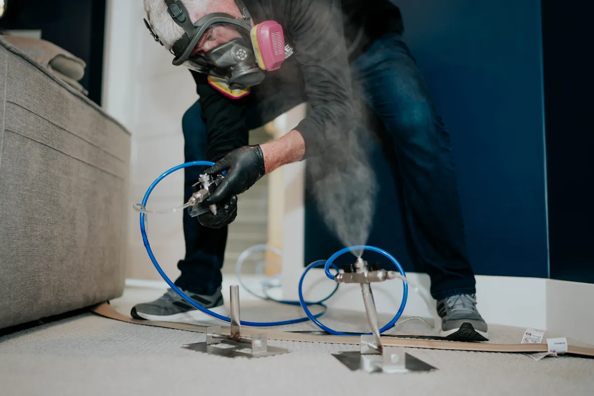 Dry fog mold treatment filling a room